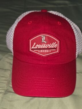 Louisville Cardinals Red Mesh Back Trucker Hat